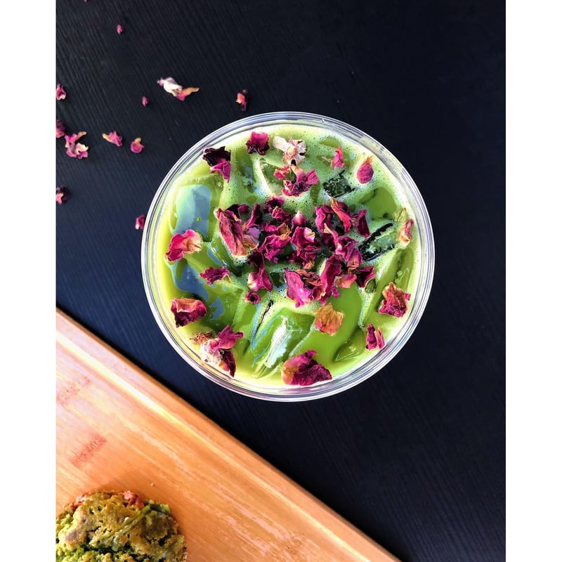 Rose Matcha Latte (Iced)