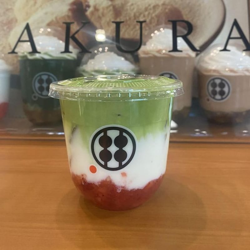 Warabimochi Strawberry Matcha Cloud Latte